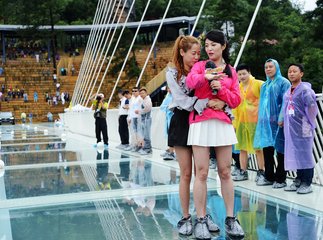 床上的房事约会未压缩版